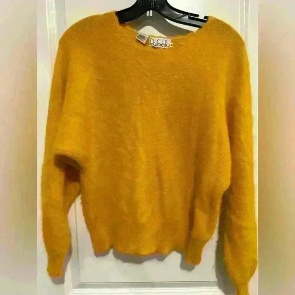 Rafaella Angora Rabbit Hair and Lambswool Blend Sweater size small Yellow - Picture 1 of 4